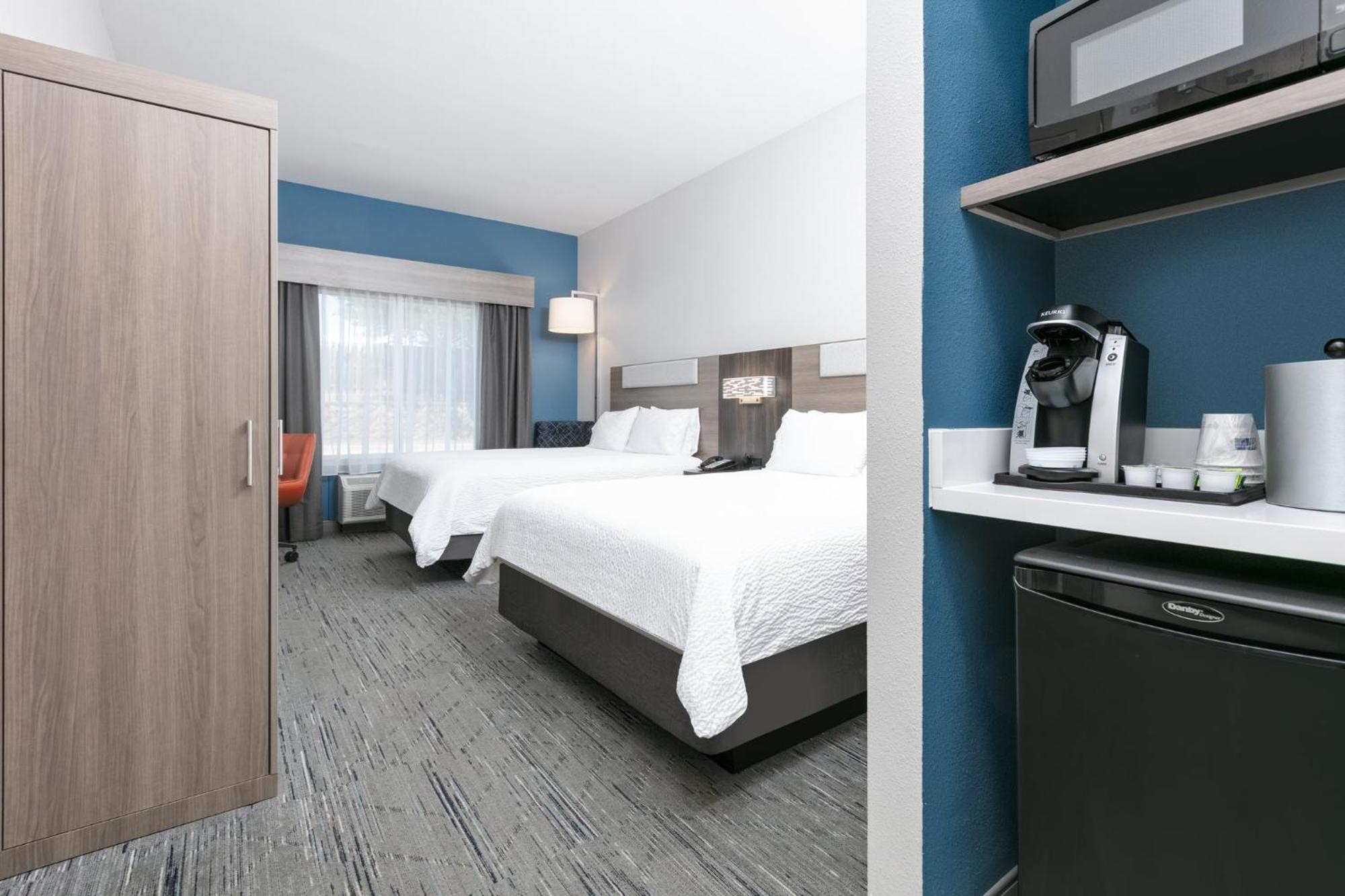 Holiday Inn Express Hotel & Suites Marshall By Ihg מראה חיצוני תמונה
